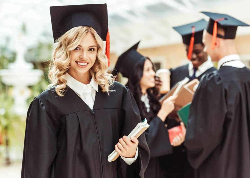 traditional college graduation gifts for her